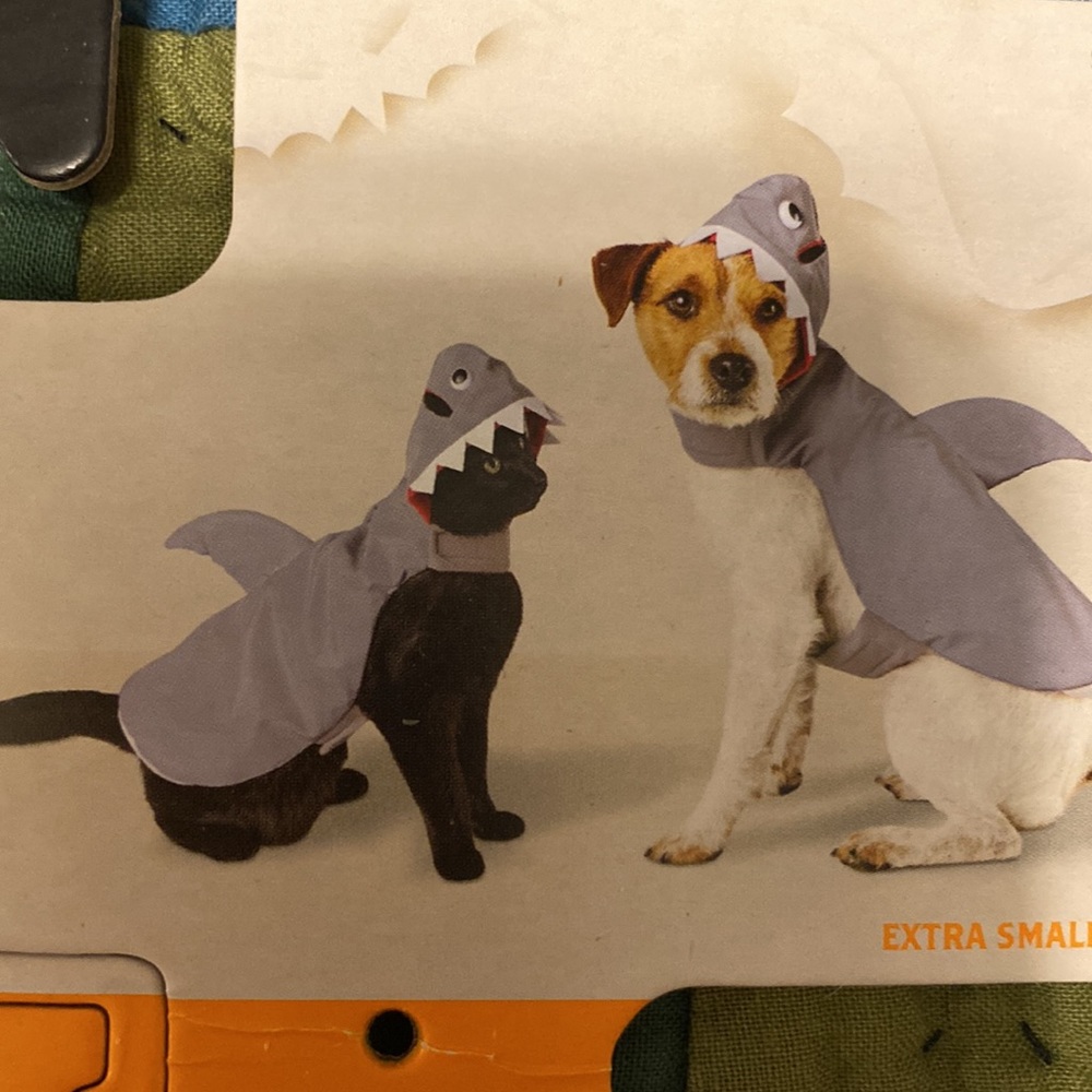 XS pet shark costume